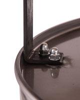 Tafelbladen monteren aan statafels.