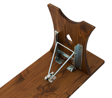 Bierbankrek rond stalen snapslot