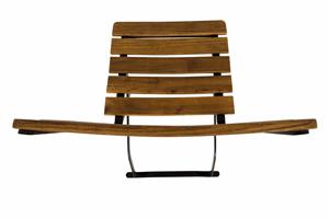 Bier tuinstoel met gebogen rug