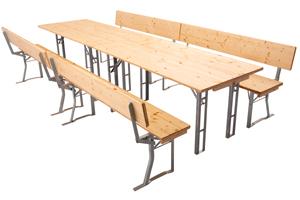 Biertabel ingesteld op tafel