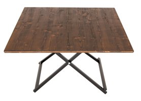 Biertent met vier banken.