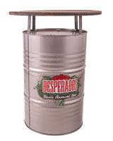 Bar tafel met stalen vat